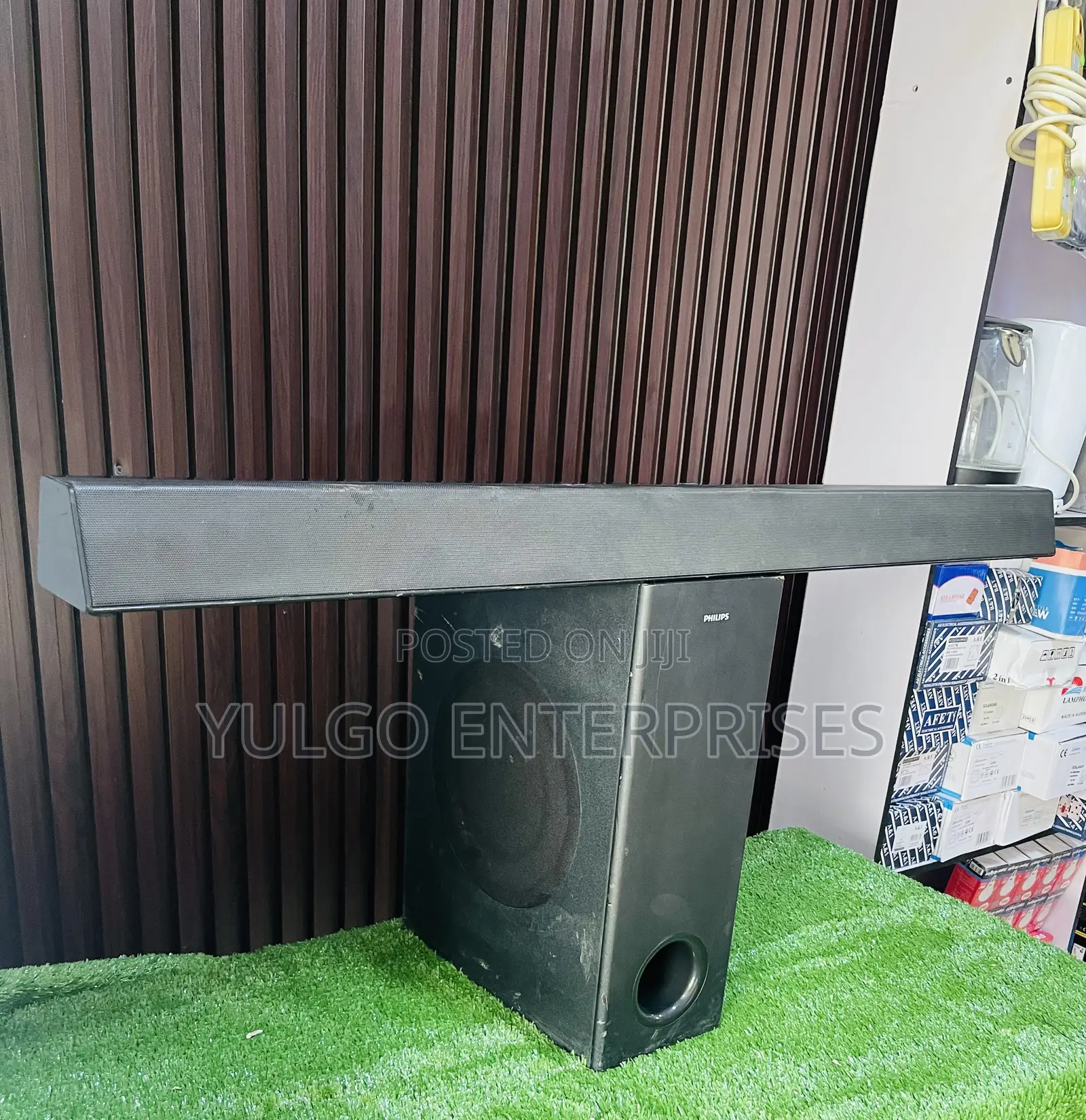 Philips Wireless Soundbar and Subwoofer 200w