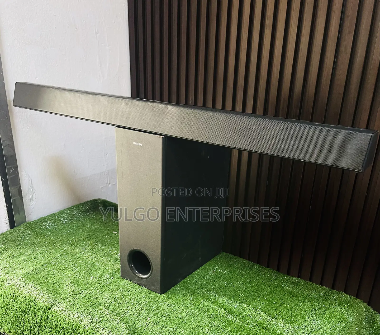 Philips Wireless Soundbar and Subwoofer 200w
