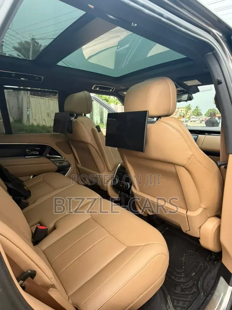 Land Rover Range Rover Vogue 2023 Gray