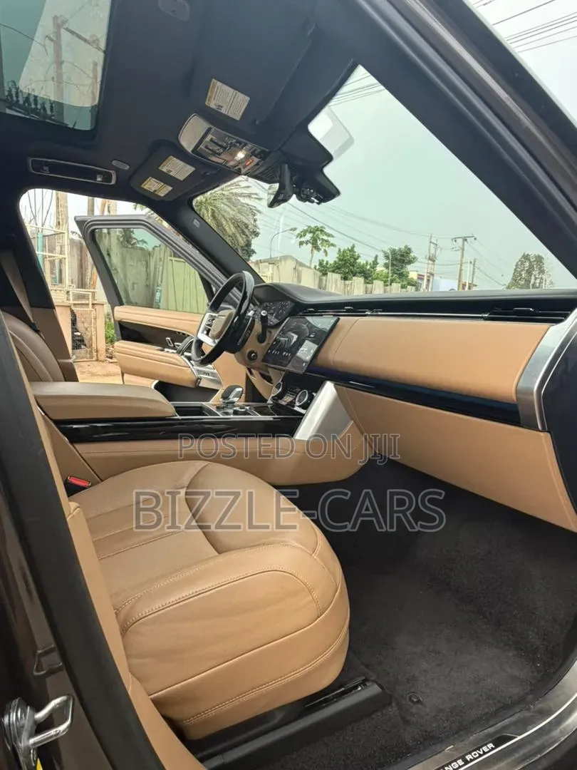 Land Rover Range Rover Vogue 2023 Gray