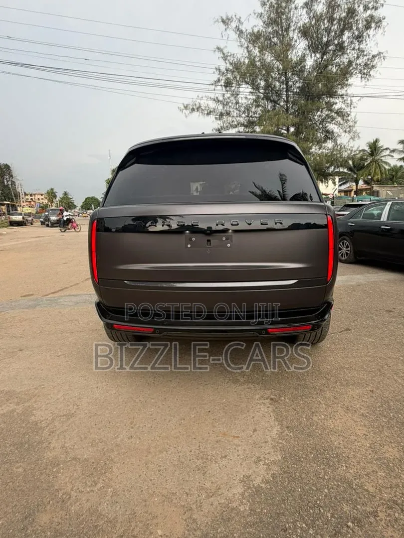 Land Rover Range Rover Vogue 2023 Gray