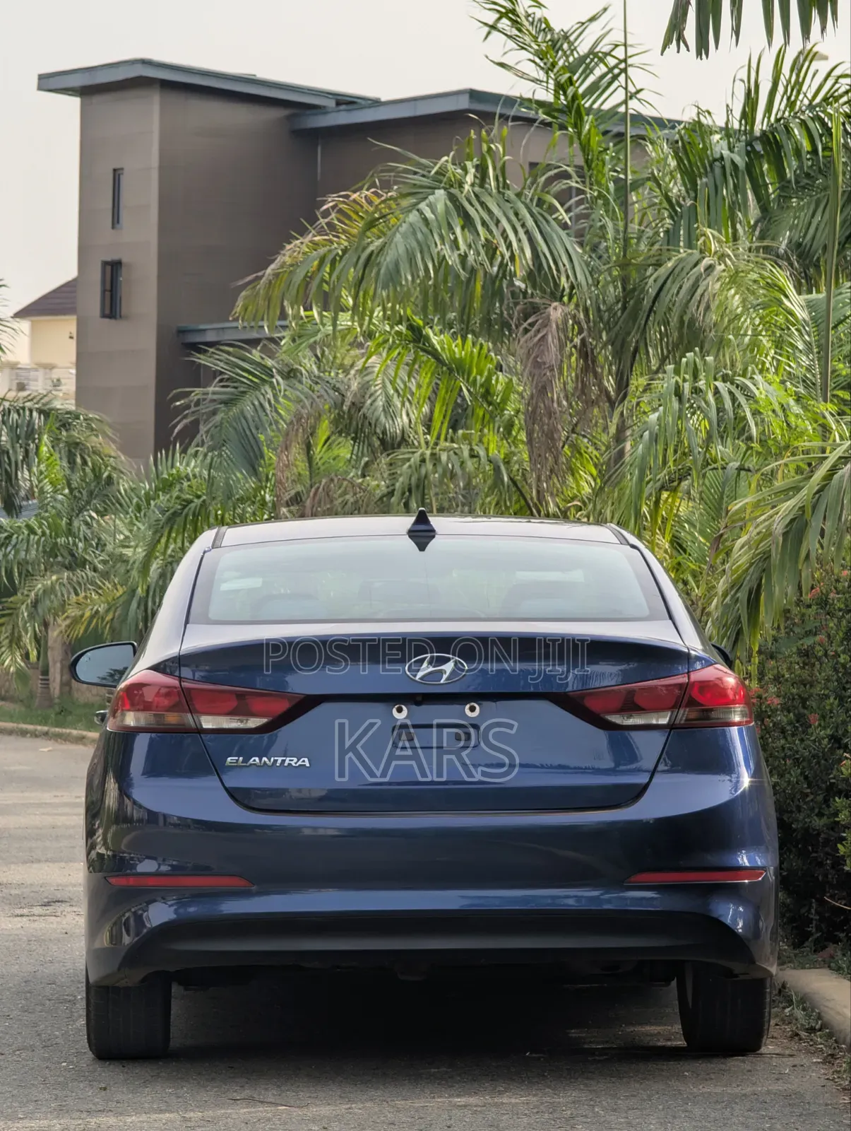 Hyundai Elantra 2017 Blue
