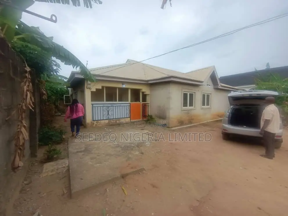 Furnished 3bdrm Bungalow in Igbogbo, Ikorodu for rent