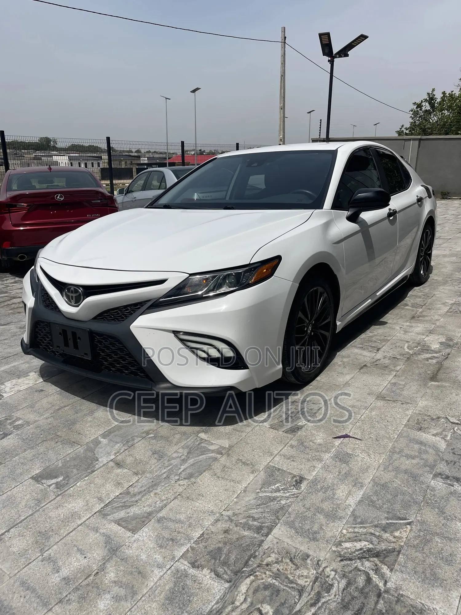 Toyota Camry 2019 White