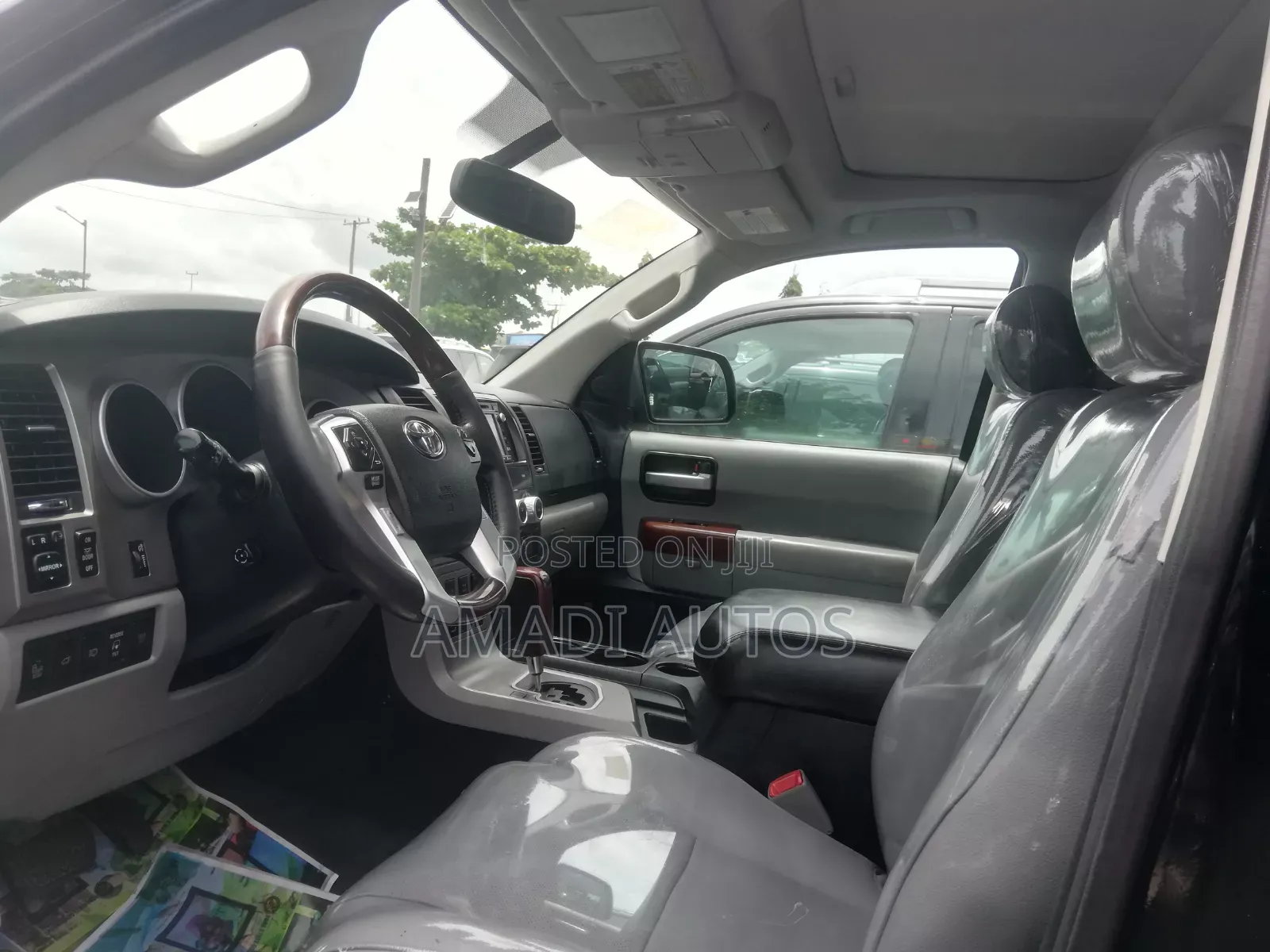 Toyota Sequoia Platinum 4x4 2018 Black