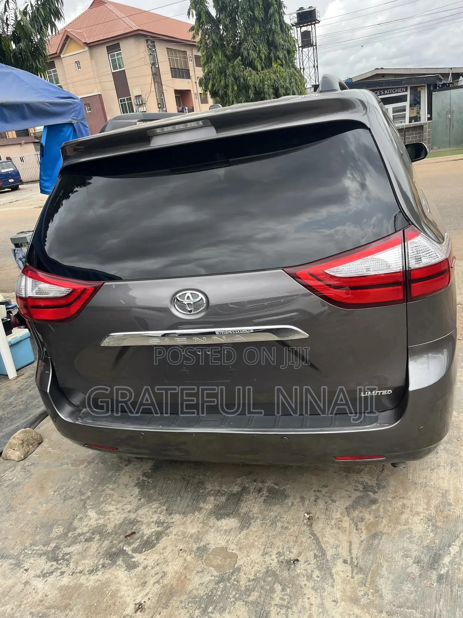 Toyota Sienna 2017 Gray