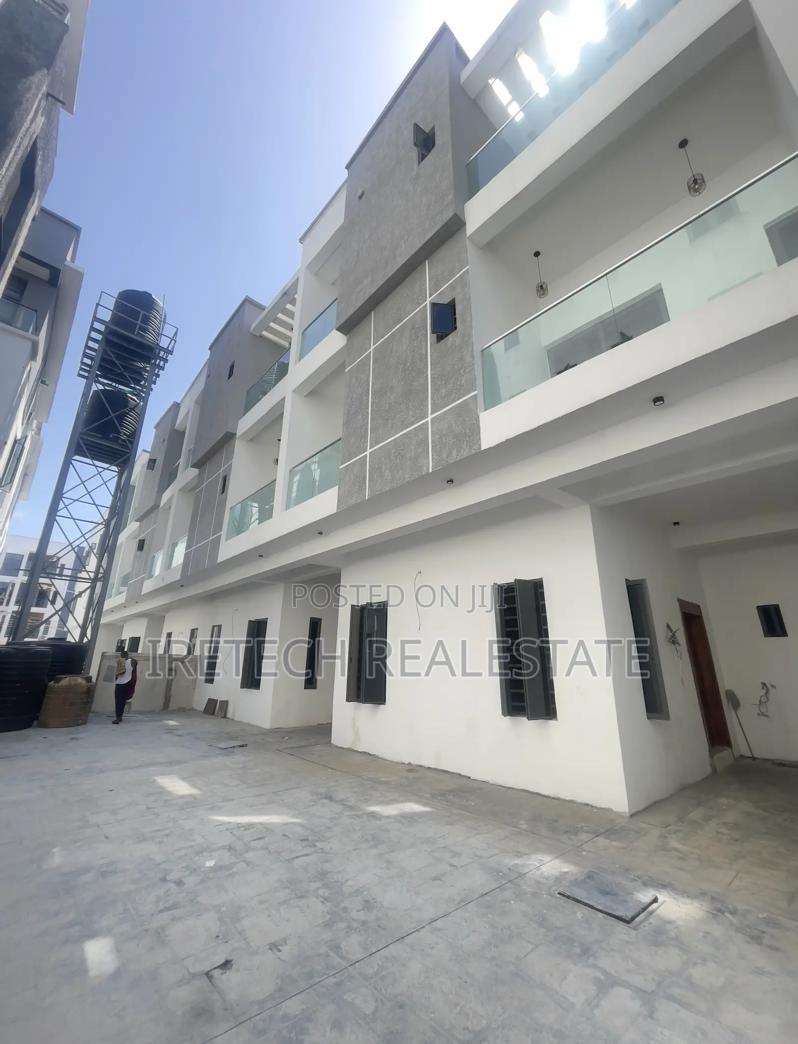 4bdrm Townhouse/Terrace in Ologolo Osapa, Lekki Expressway for sale