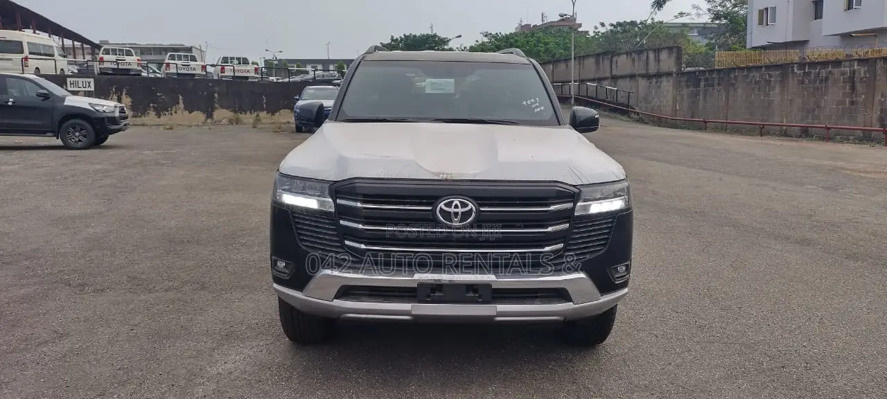 Toyota Landcruiser 2025 for Hire