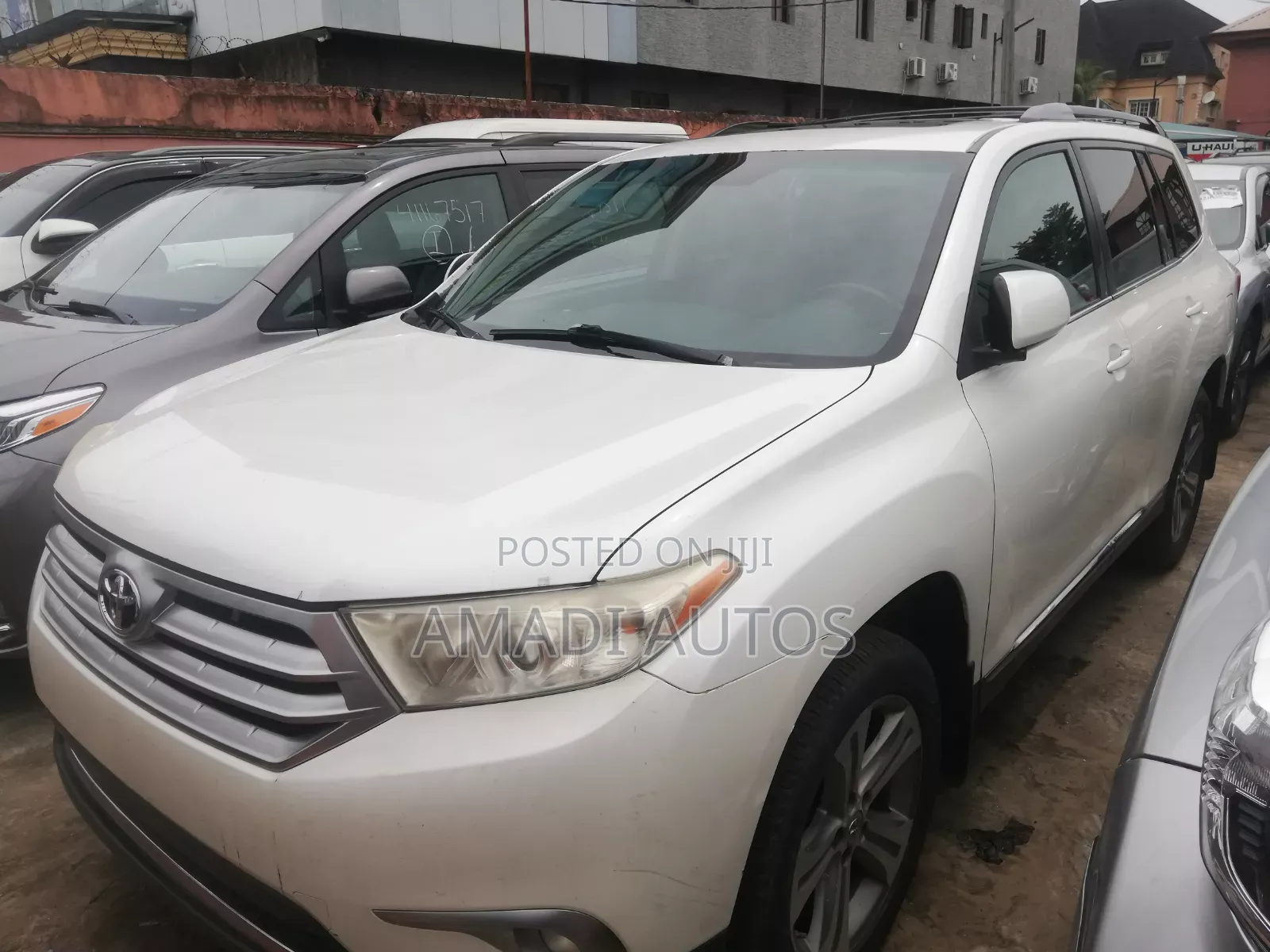 Toyota Highlander SE 2012 White