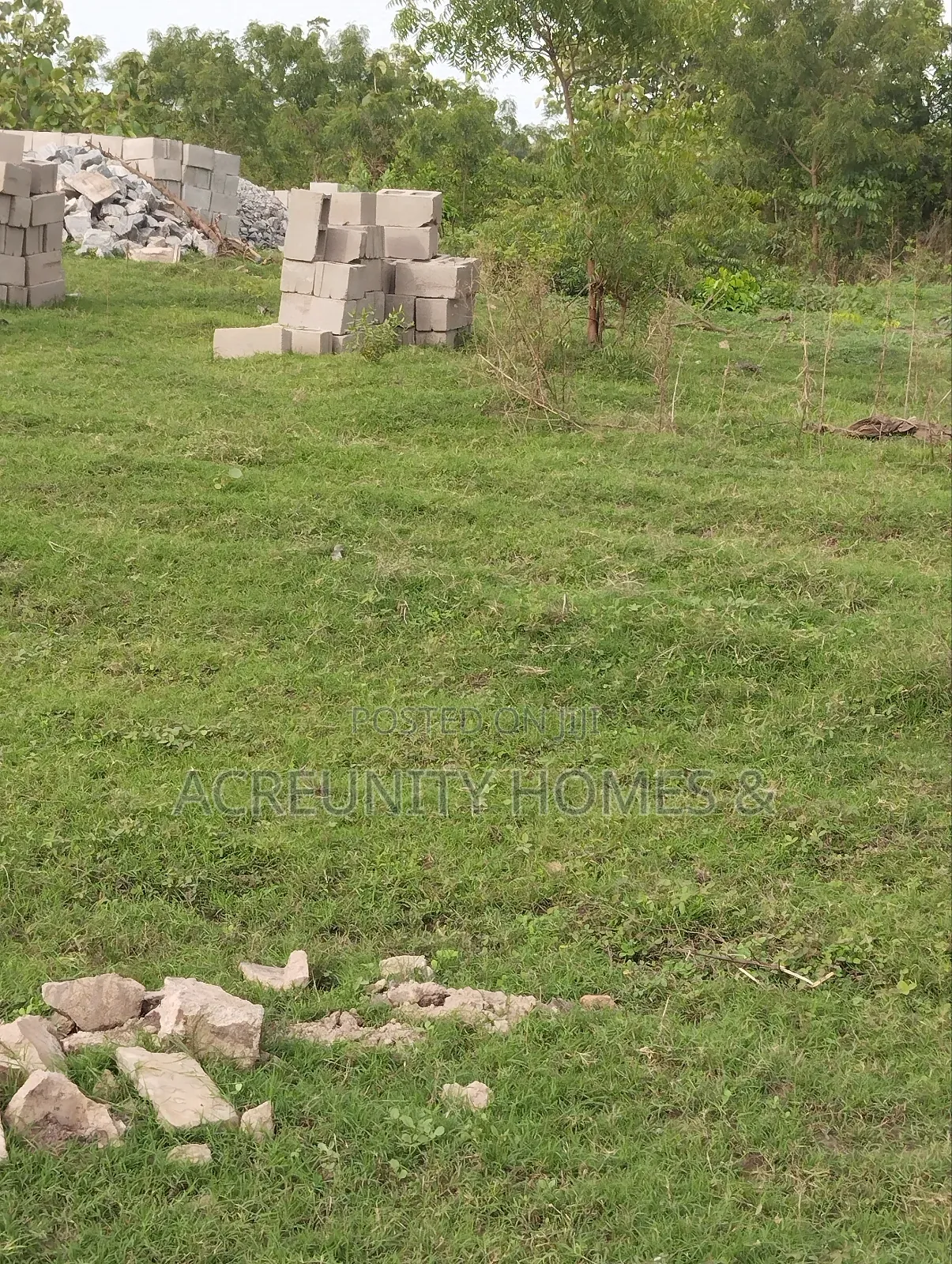 4 Plots of Land for Sale at Iseyin-Okeho Express Road, Oyo State