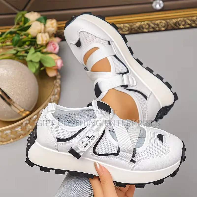 Causal Shoe
