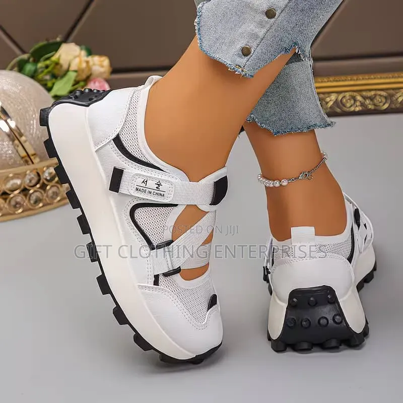 Causal Shoe