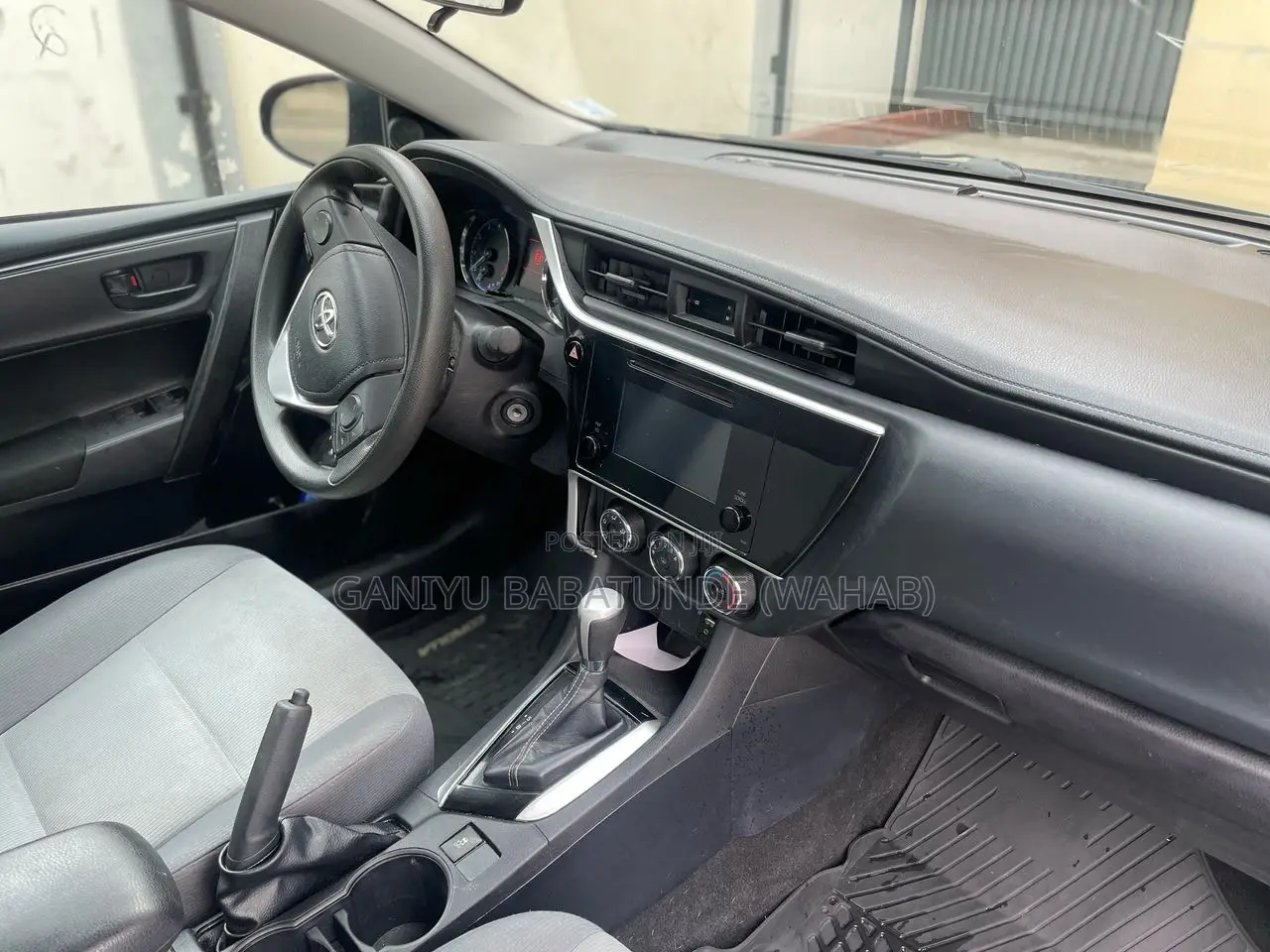 Toyota Corolla 2017 Gray