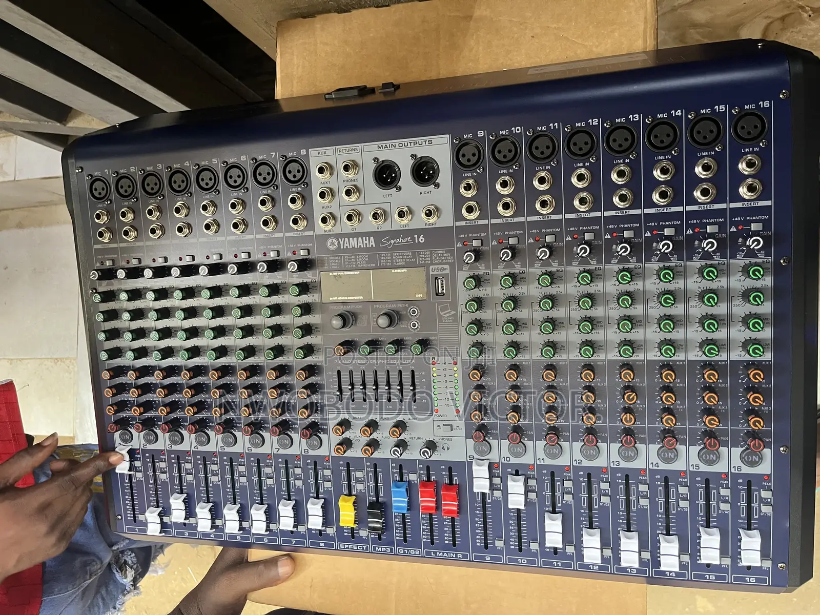 Yamaha 16 Channels Selection Mixers