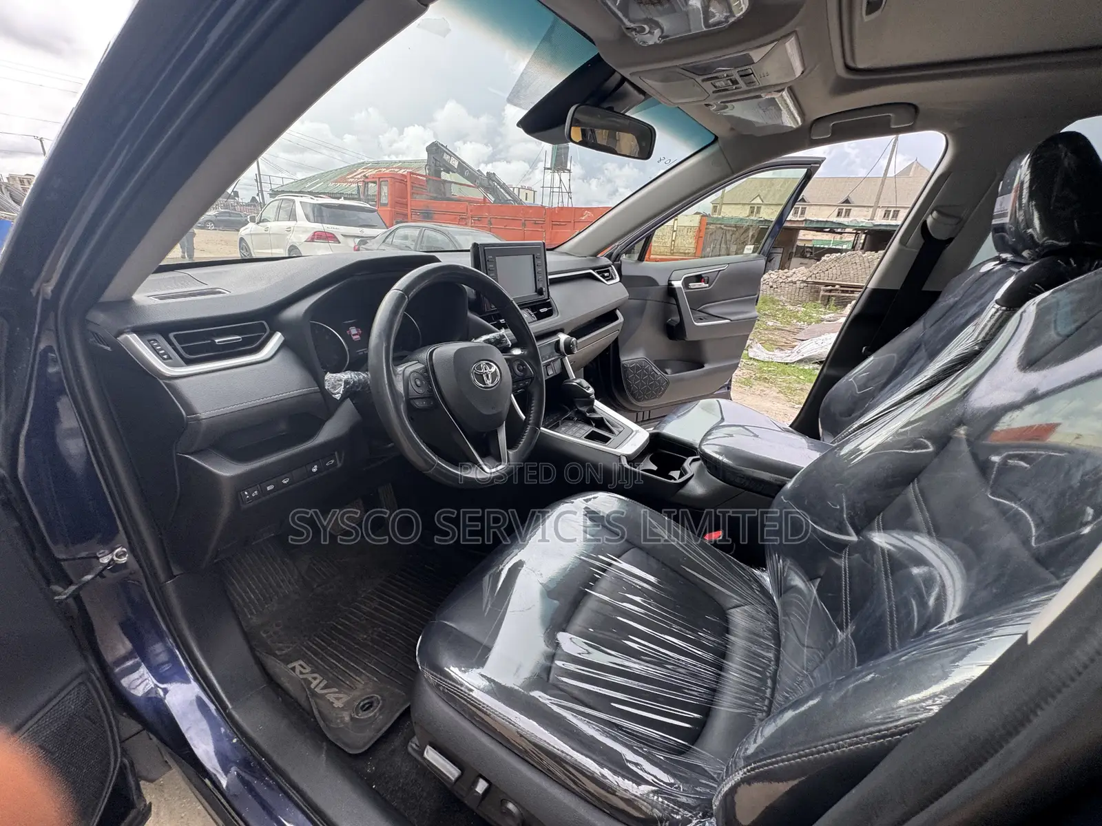 Toyota RAV4 XLE AWD 2020 Blue