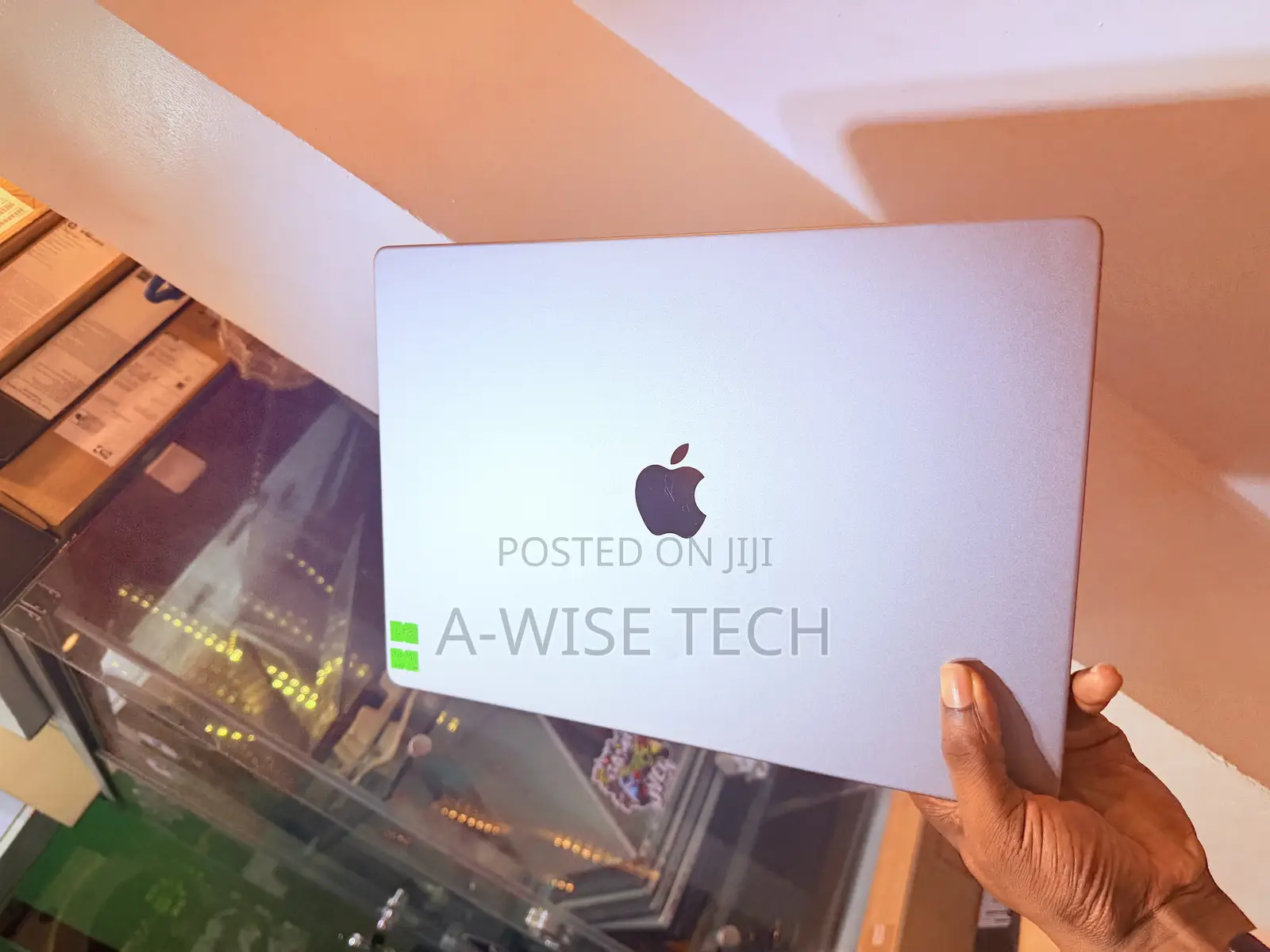 Laptop Apple MacBook Pro 2021 M1 16GB Apple M1 SSD 512GB