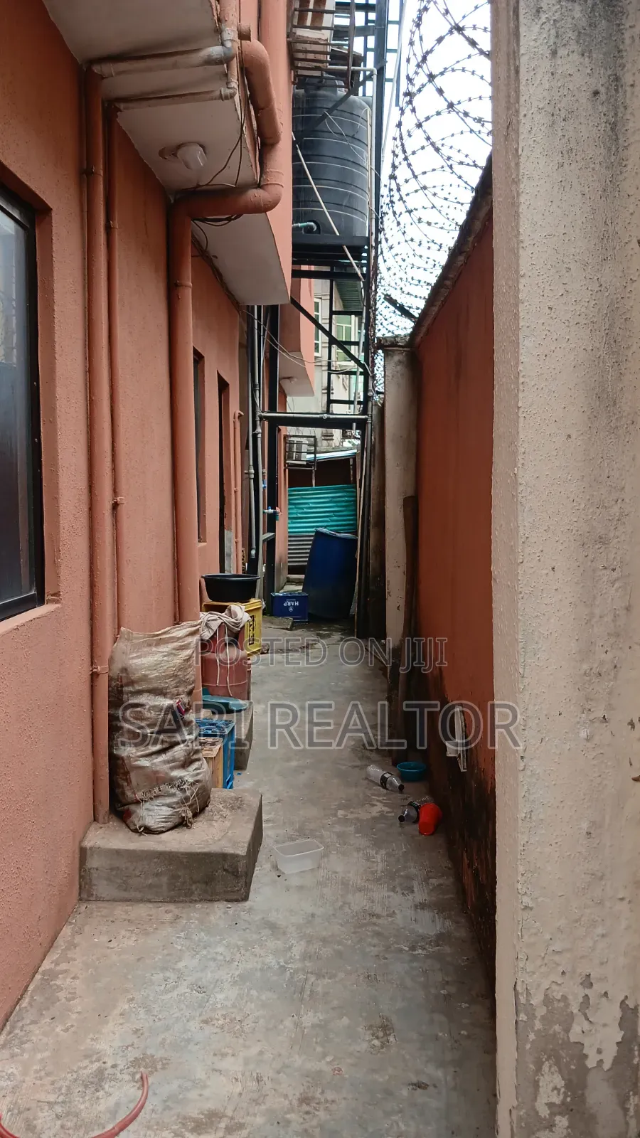 Fully Operational 20 Rooms Hotel Along Lasu Rd Odo-Eran B/Stop Igando