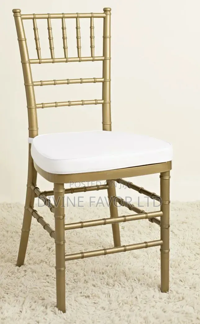Chaivarie Metal Chair