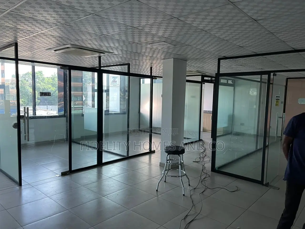 Office Space for Lease (300 Square Meter)