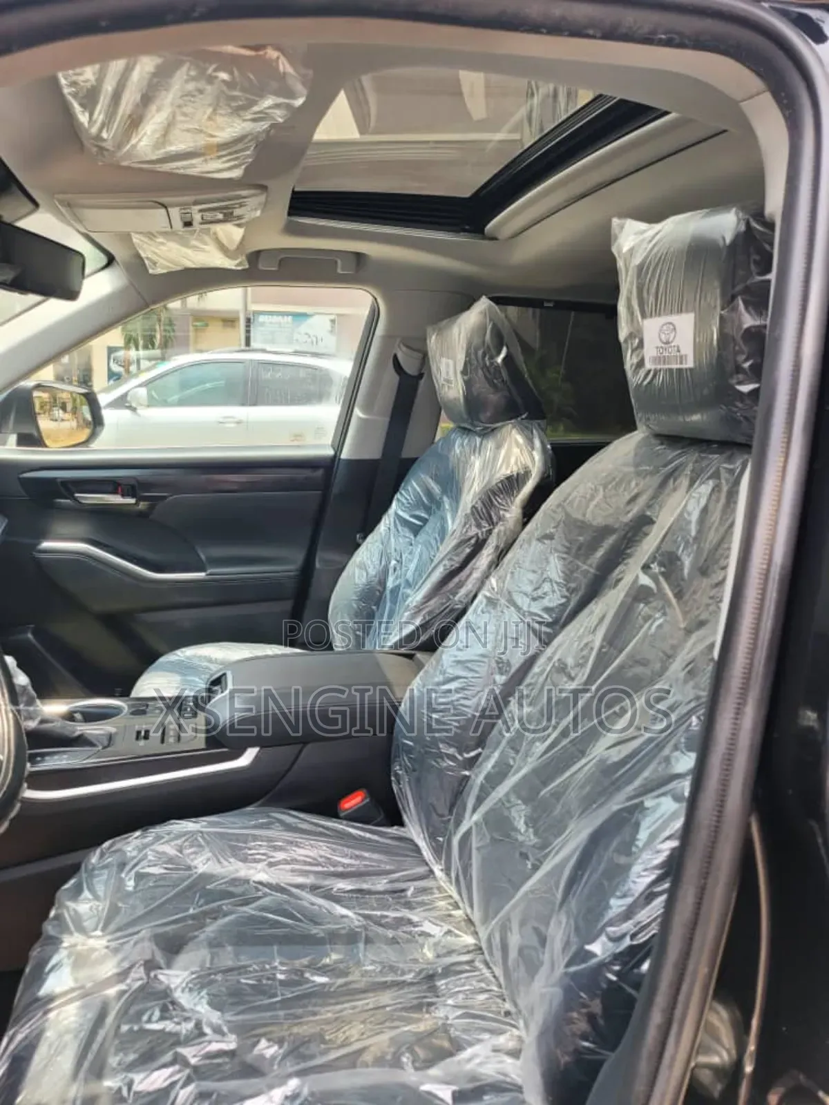 Toyota Highlander XLE 2021 Black
