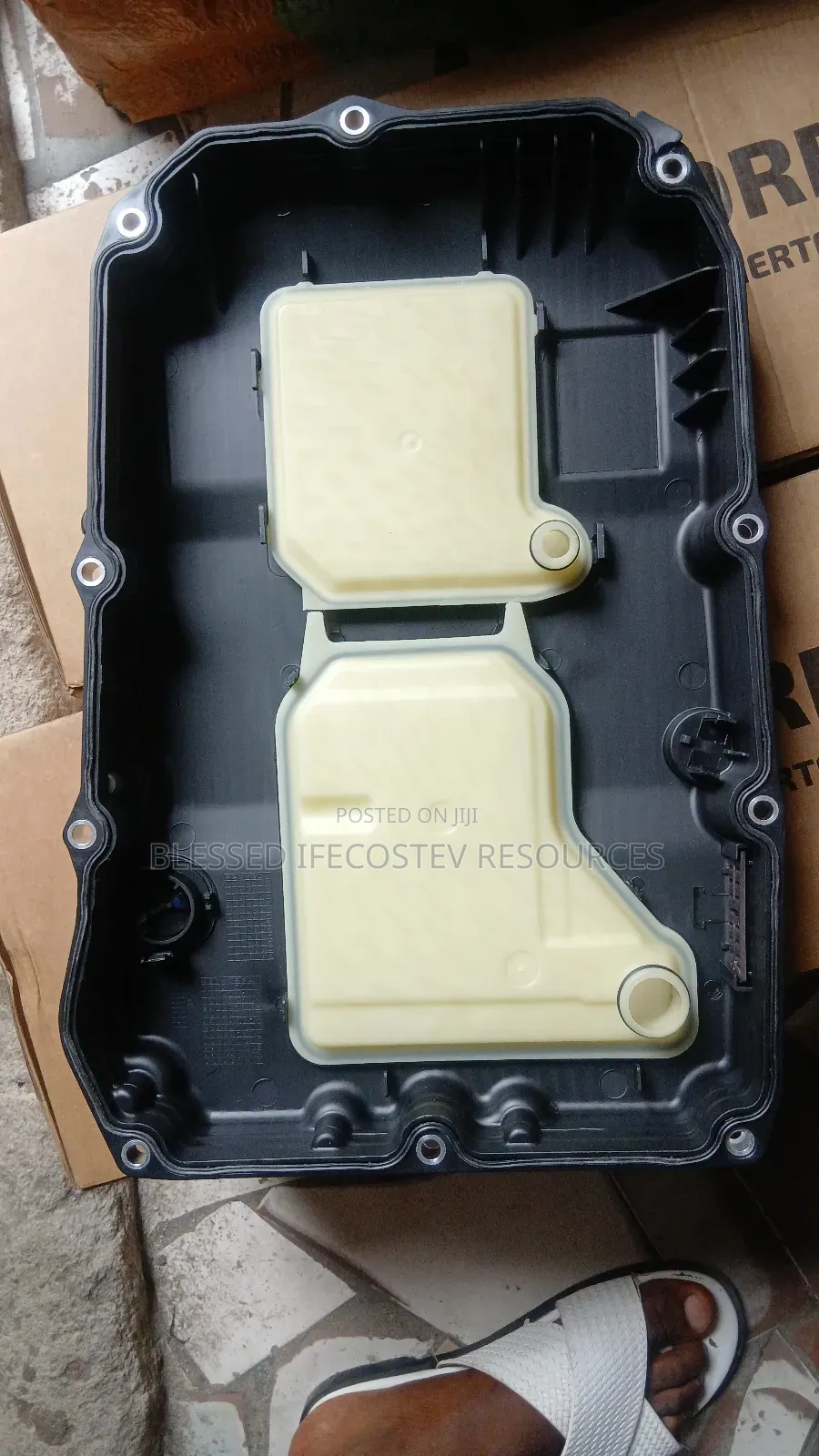 Mercedes Benz GLC Transmission Oil Pan