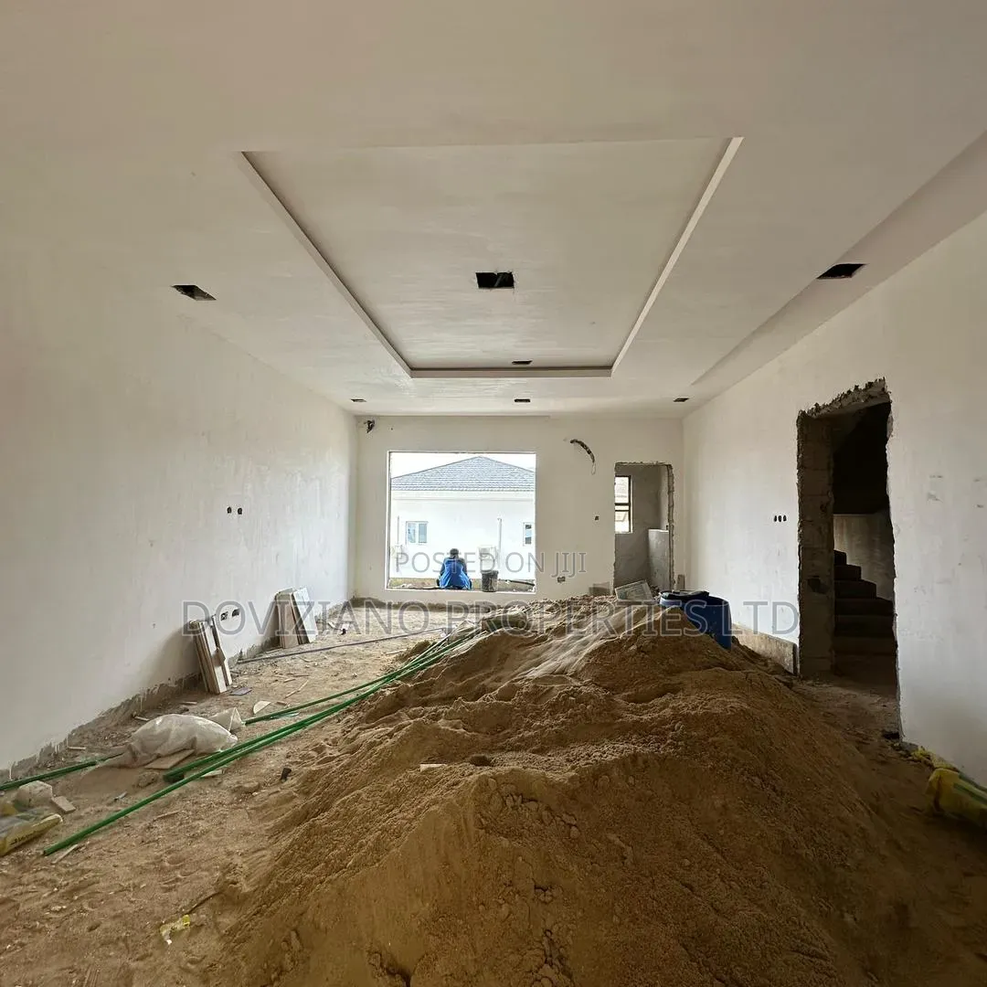 2bdrm Apartment in Victoria Island Extension for sale