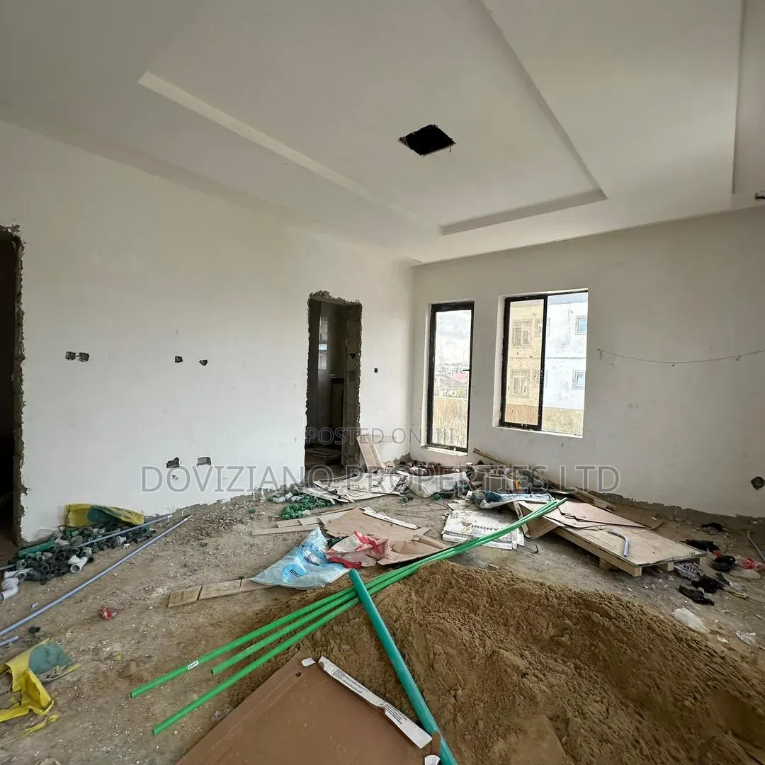 2bdrm Apartment in Victoria Island Extension for sale