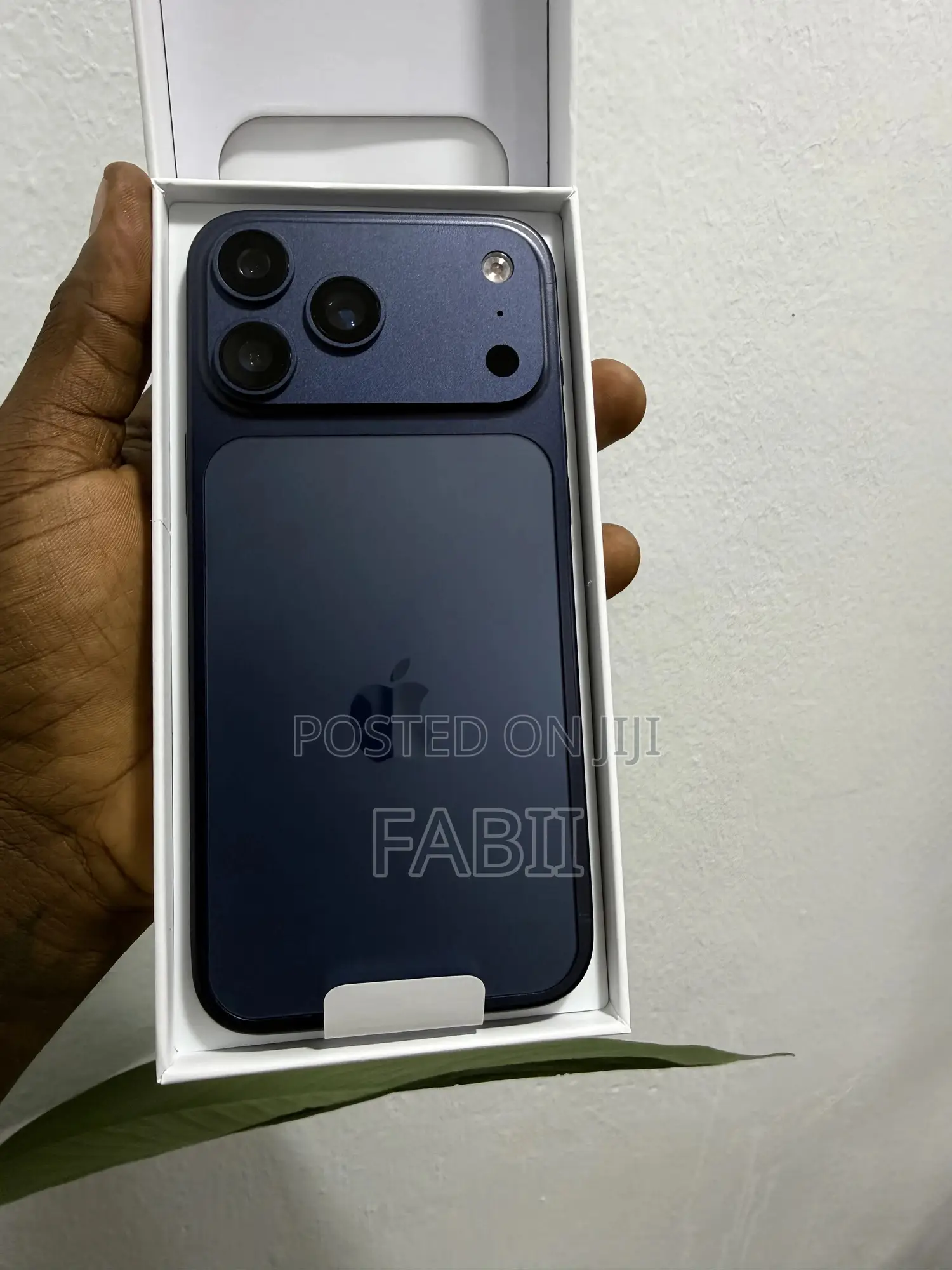 New Apple iPhone 17 Pro Max 1 TB Blue