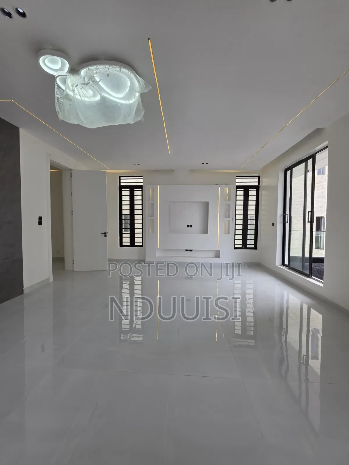 5bdrm Duplex in Bela Vista Estate, Lekki Phase 1 for sale