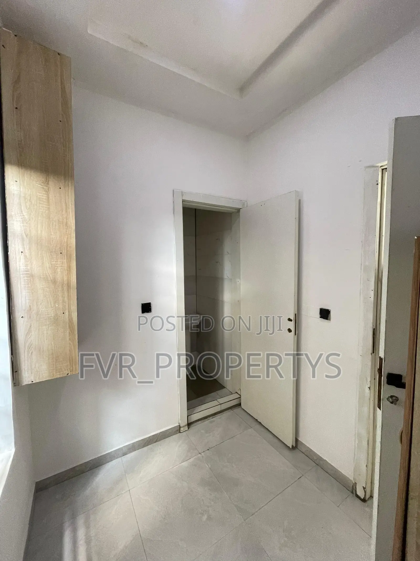 Bq Shared Apartment