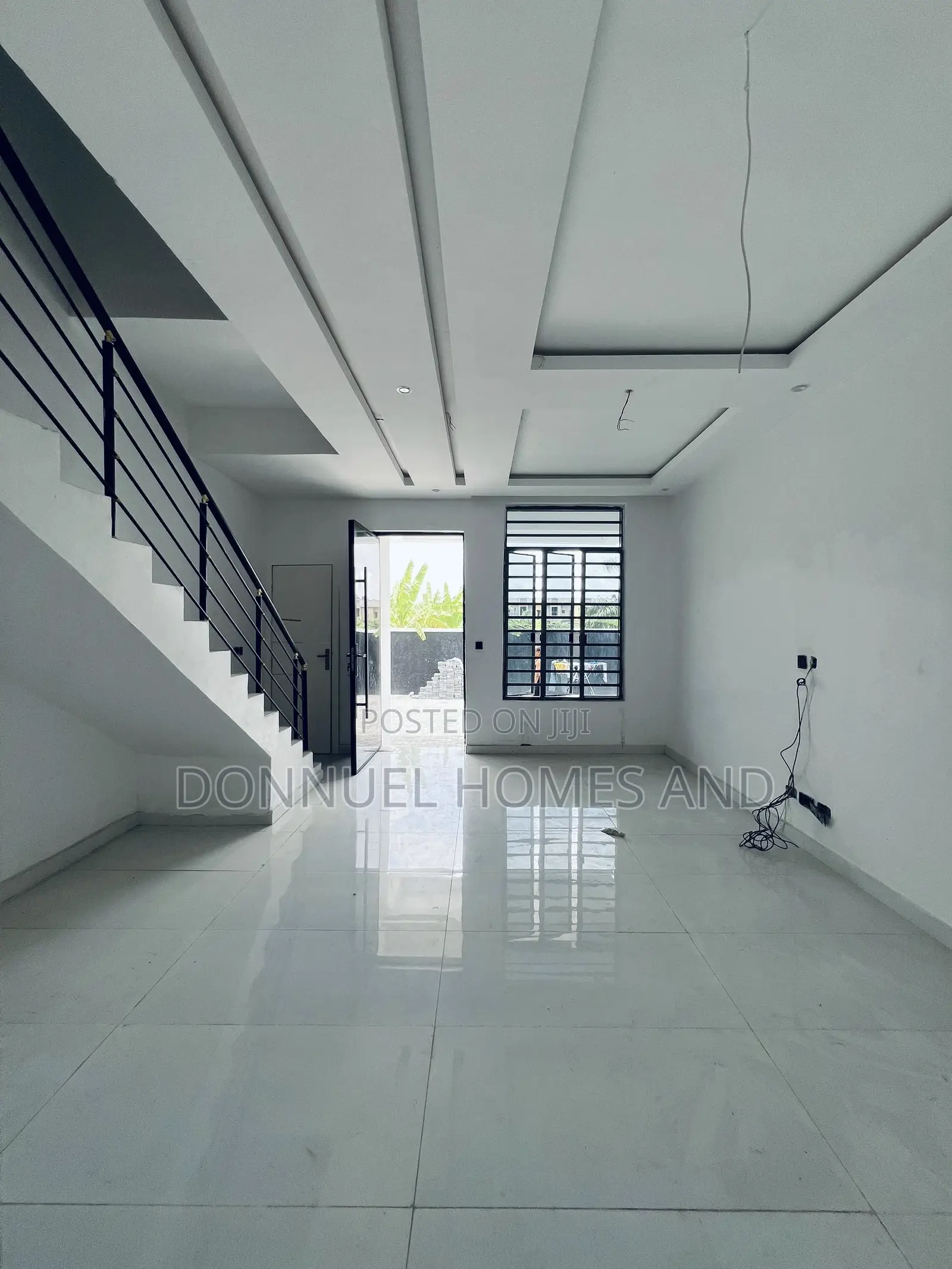 3bdrm Townhouse / Terrace in Lekki Expressway for rent