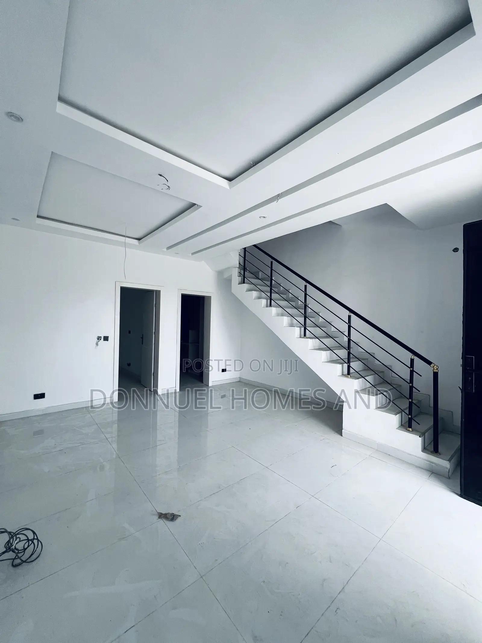 3bdrm Townhouse / Terrace in Lekki Expressway for rent