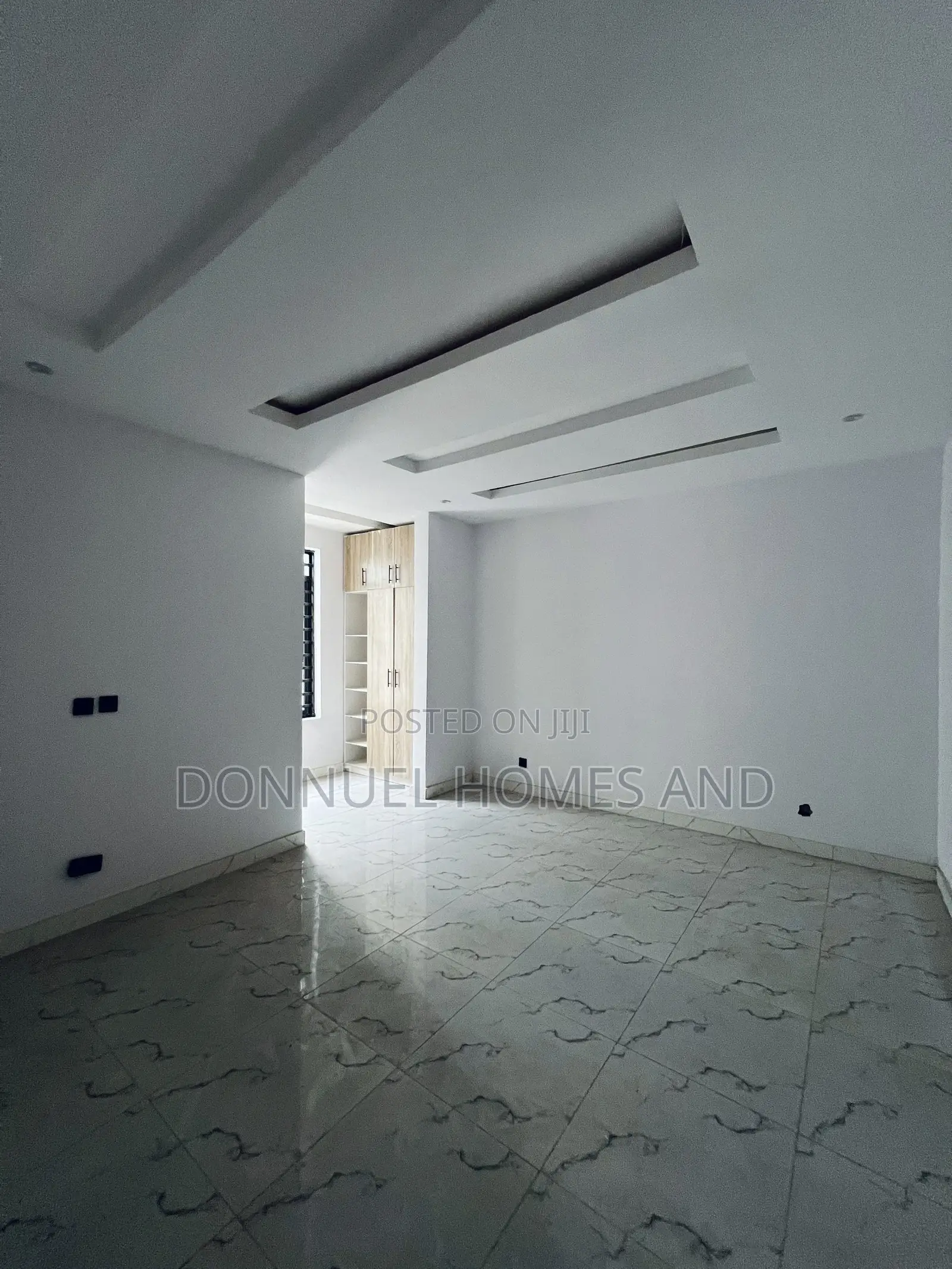 3bdrm Townhouse / Terrace in Lekki Expressway for rent