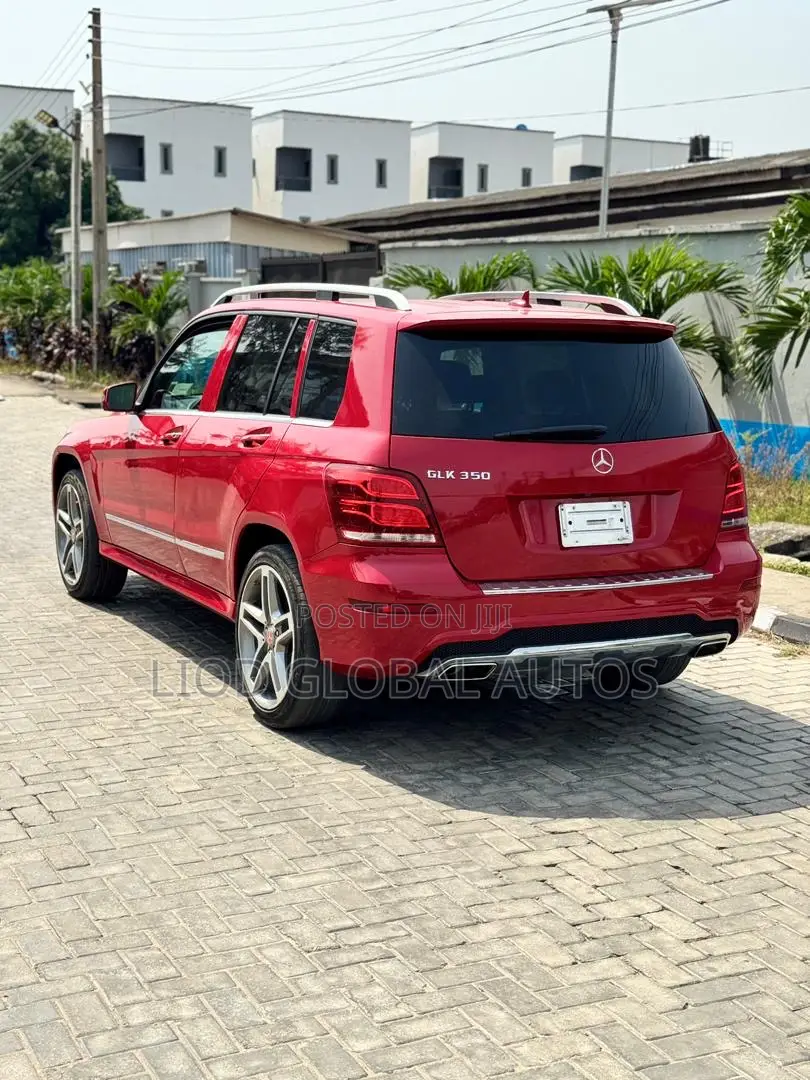 Mercedes-Benz GLK-Class Base GLK 350 4dr AWD 4MATIC (3.5L 6cyl 7A) 2015