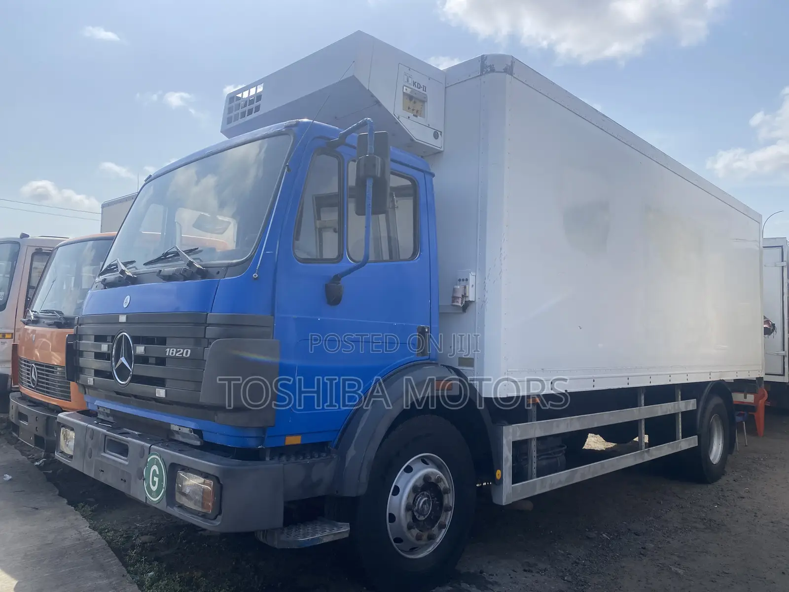 1820 Mercedes Benz Truck Cooling Van