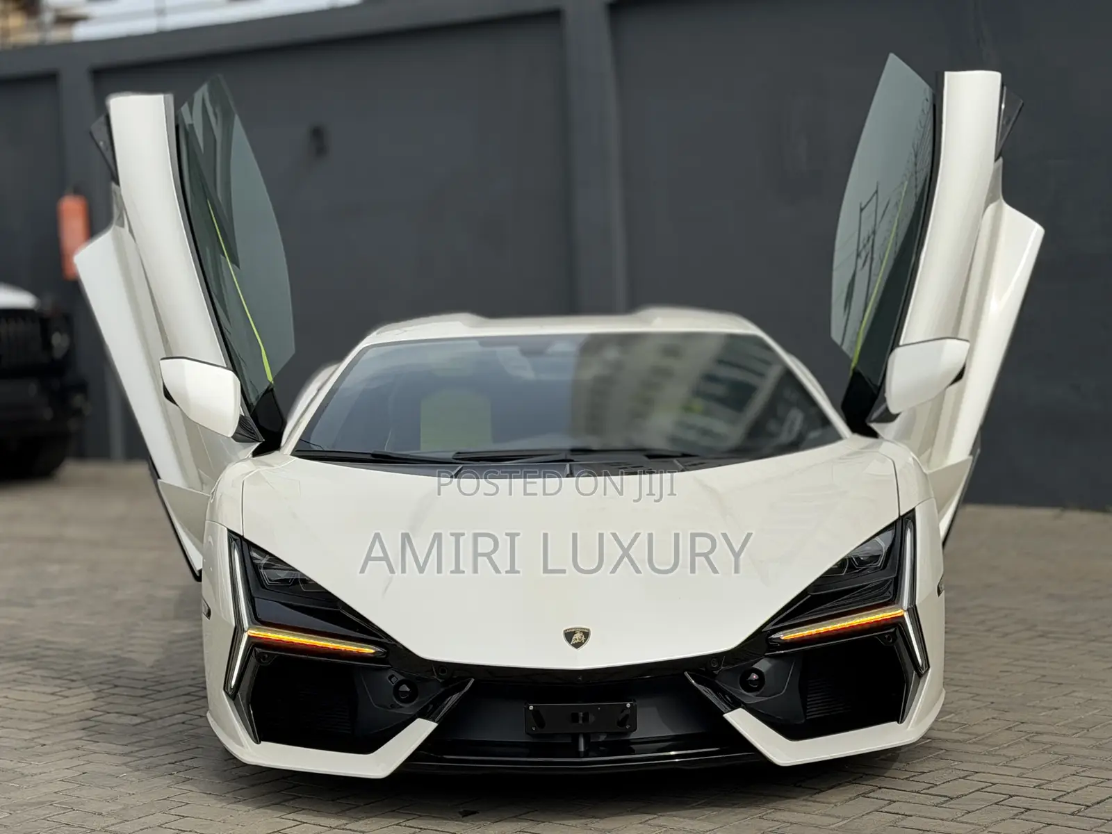 New Lamborghini Aventador 2025 White