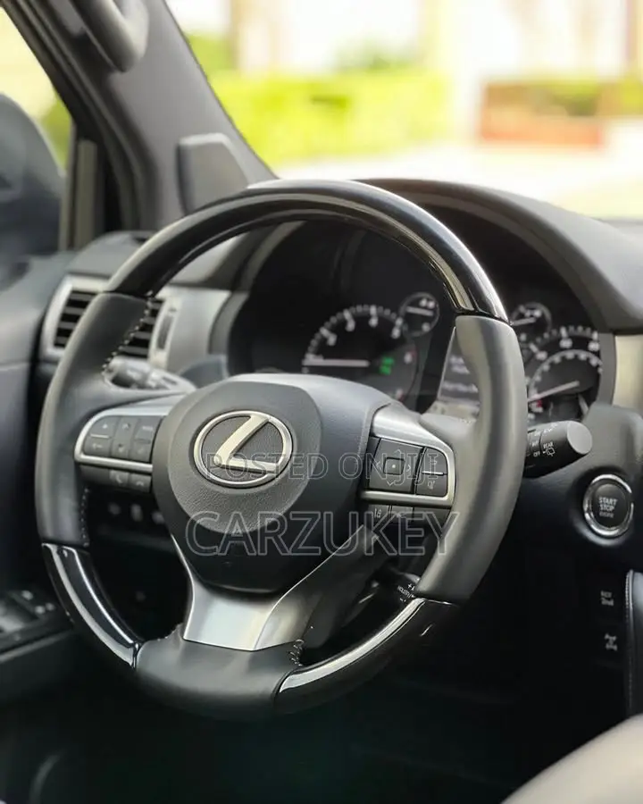 Lexus GX 460 AWD 2023 White