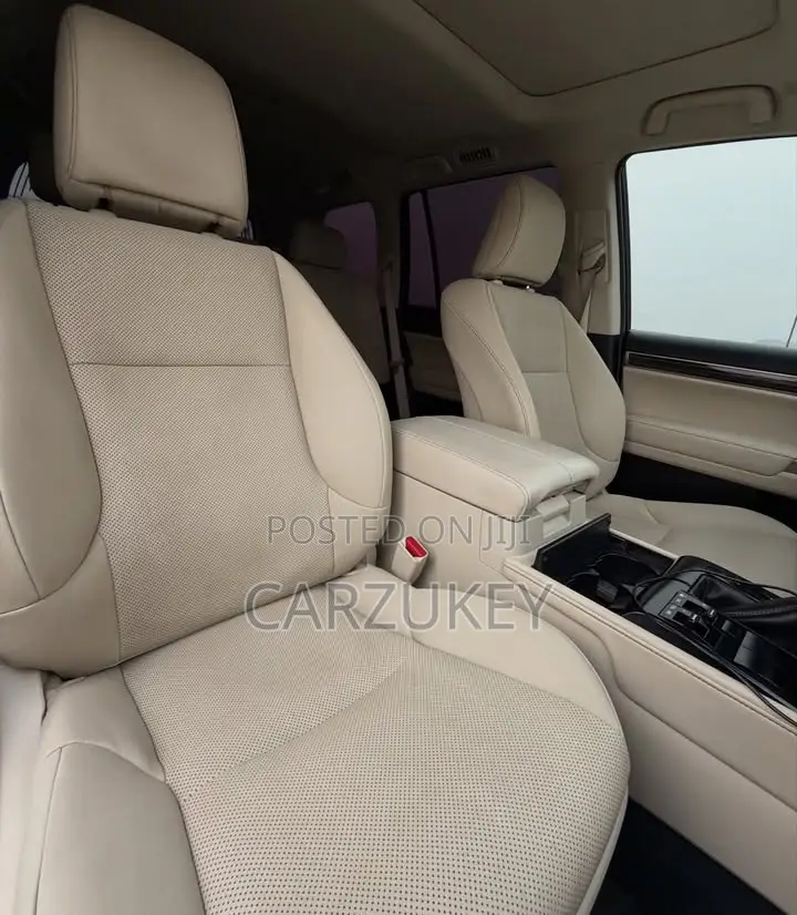 Lexus GX 460 AWD 2023 White