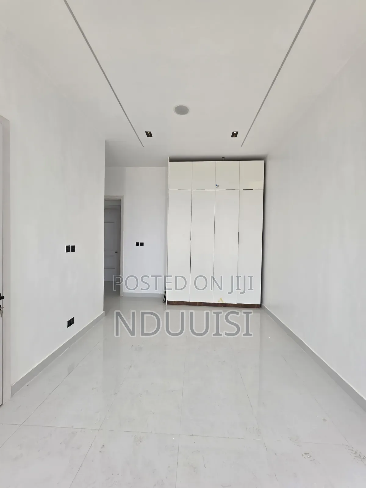 5bdrm Townhouse/Terrace in Lekki Phase 1 for sale