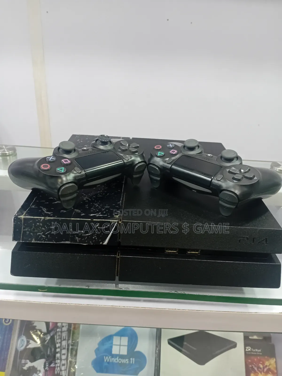 Ps4 With Fc26 Other Hacked Games Plus 2 Game Pads