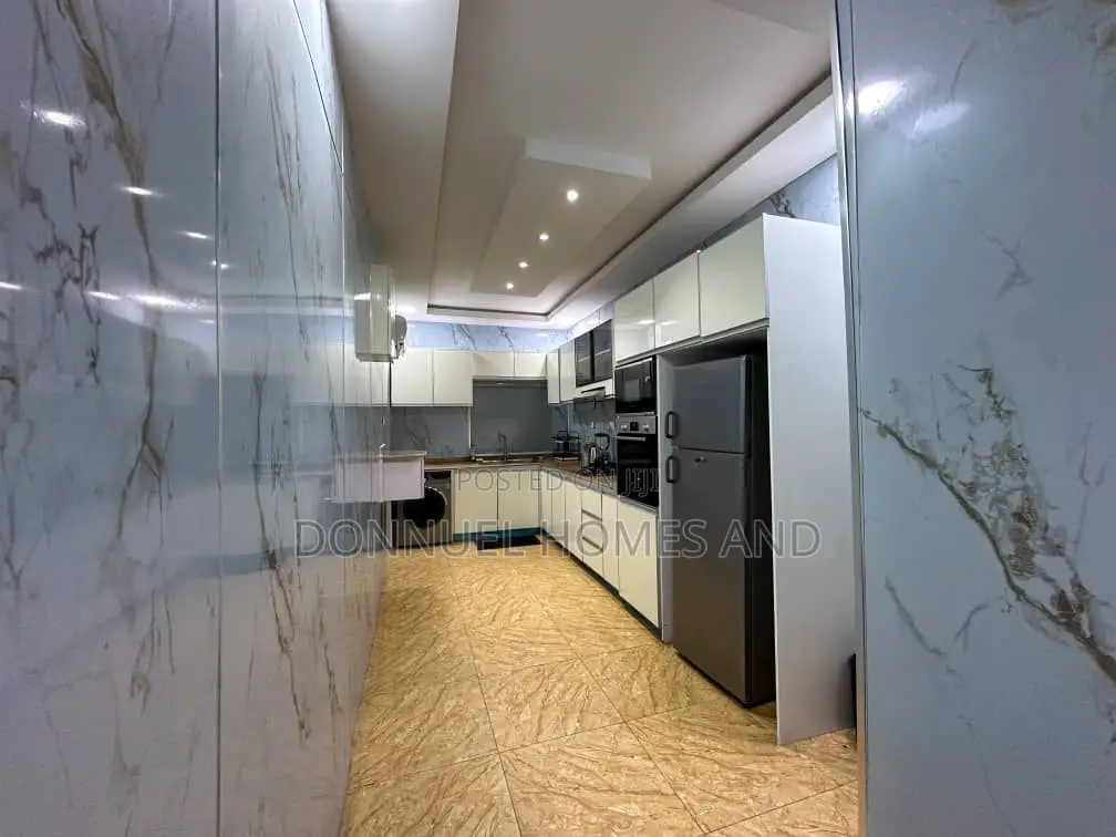 Furnished 2bdrm Apartment in Banana Island for rent