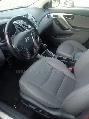Hyundai Elantra 2014 Red