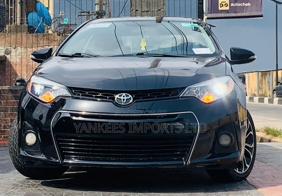 Toyota Corolla S Plus 4dr Sedan (1.8L 4cyl CVT) 2016 Black