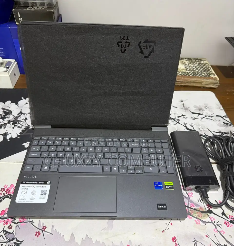 New Laptop HP Victus 15 32GB Intel Core i7 SSD 2T