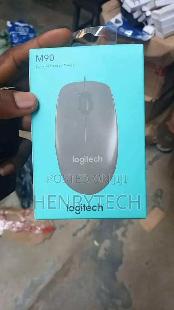 M90 Full Size Corded Mouse