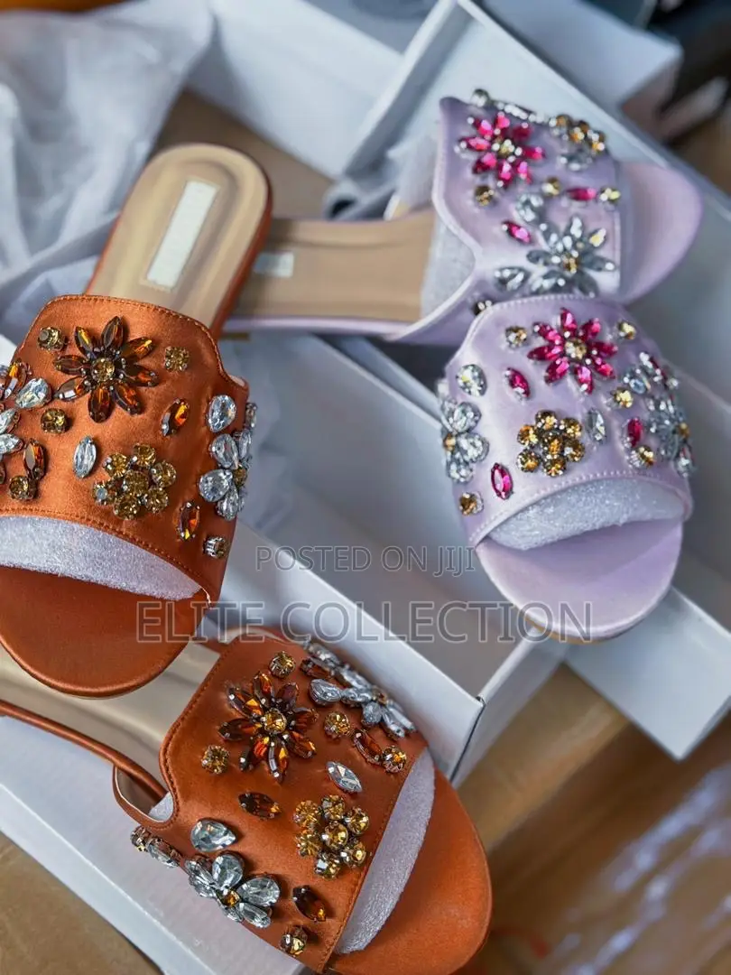 Sallebyapril Rhinestone Embellished Flats Sizes: 37-42 Boxed
