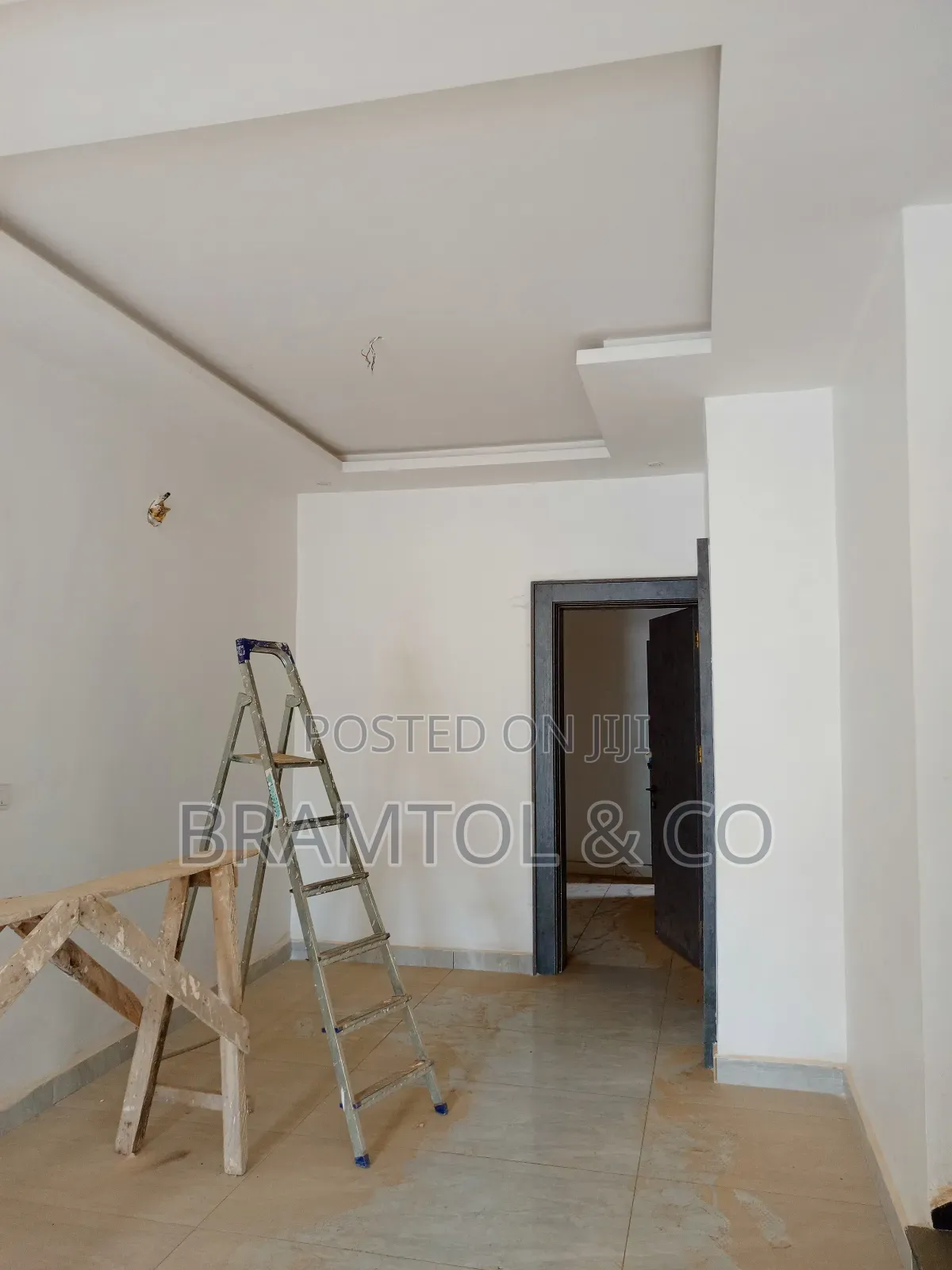 4bdrm Townhouse / Terrace in Mabushi for rent