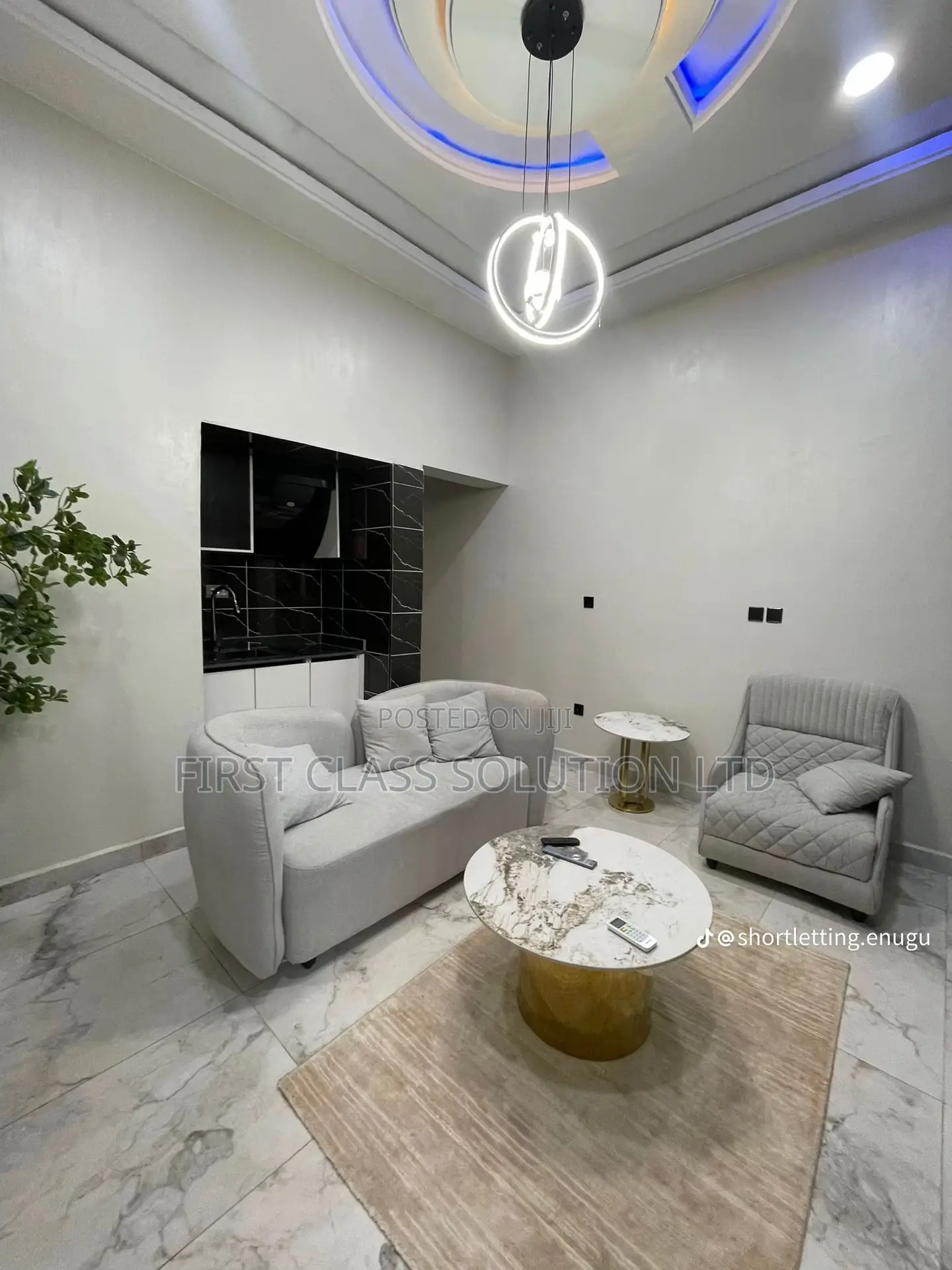 1 Bedroom Apartment With Swimming Pool