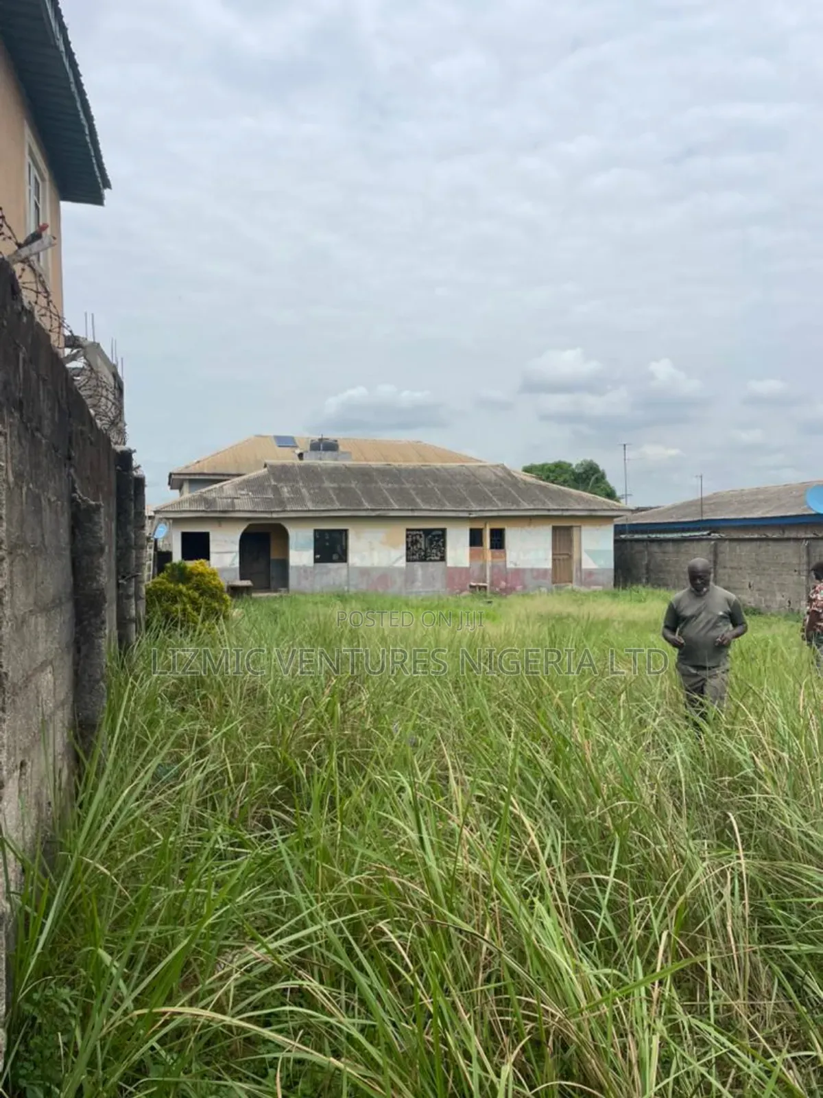 3 Bedroom Flat Tolet for Commercial Use