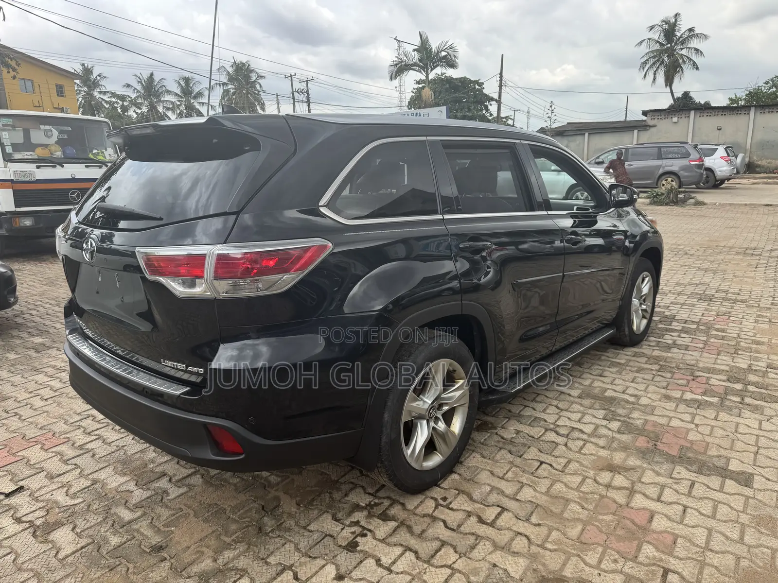 Toyota Highlander Limited V6 4x2 (3.5L 6cyl 6A) 2016 Black